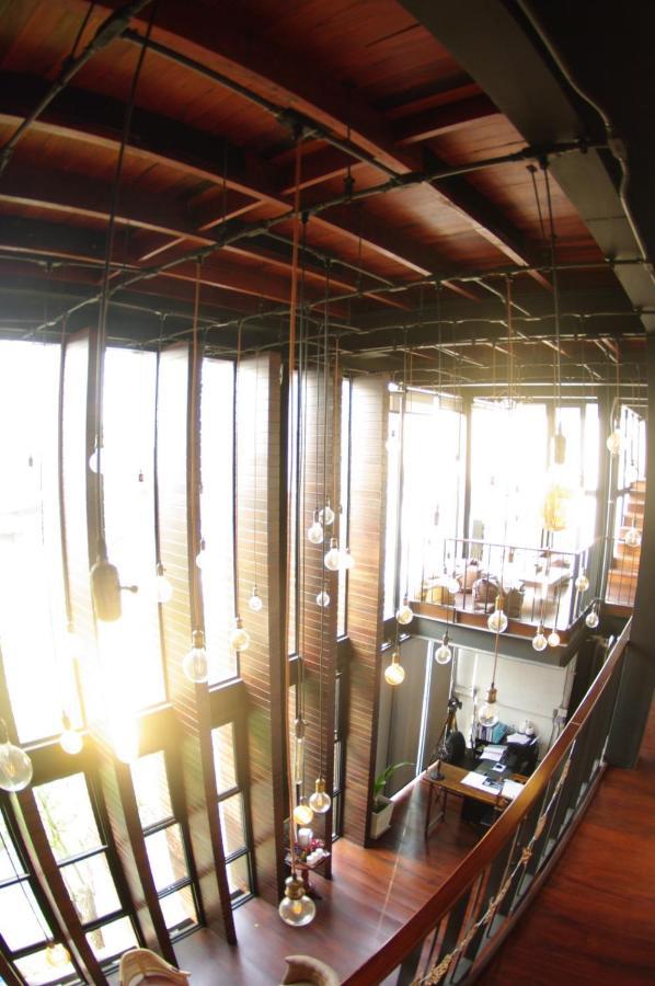 The Local Ari Hostel Bangkok Bagian luar foto